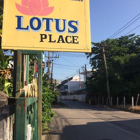 Lotus Place Sukhothai Exteriör bild
